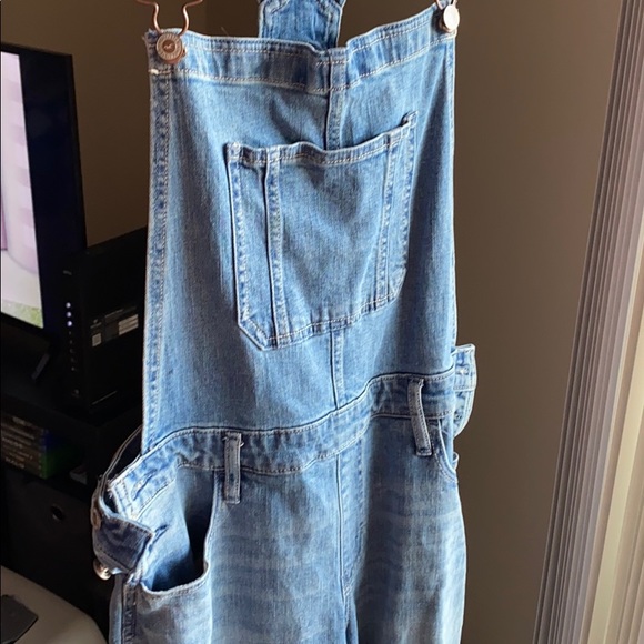 Overalls - Picture 2 of 4